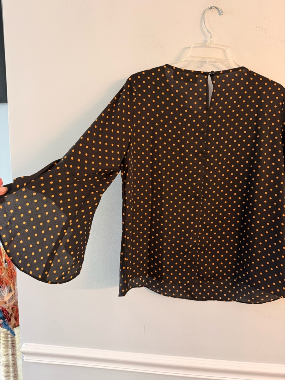 NWT Evan Picone Black Blouse with Mustard Polka Dots and Flared Sleeves - Picture 4 of 6